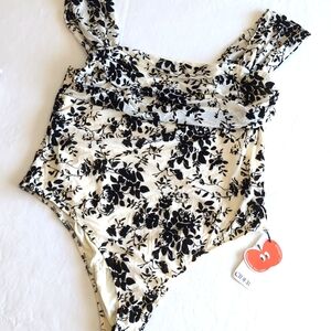 NWT Cider Velvet Floral Ruched Bust Sleeveless Bodysuit Women's Size 2XL